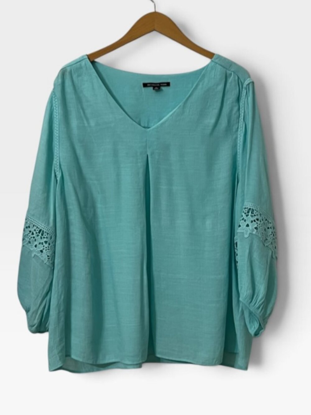 Zac & Rachel Woman Mint Green Crochet Trim V-Neck Long Sleeve Blouse Size 2X